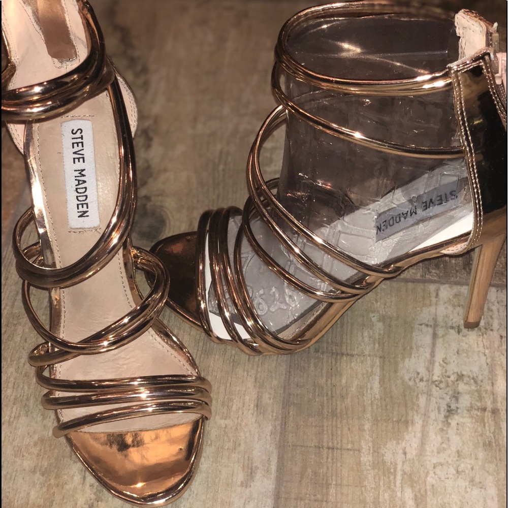 Steve Madden Strap Heels. Rose Gold.